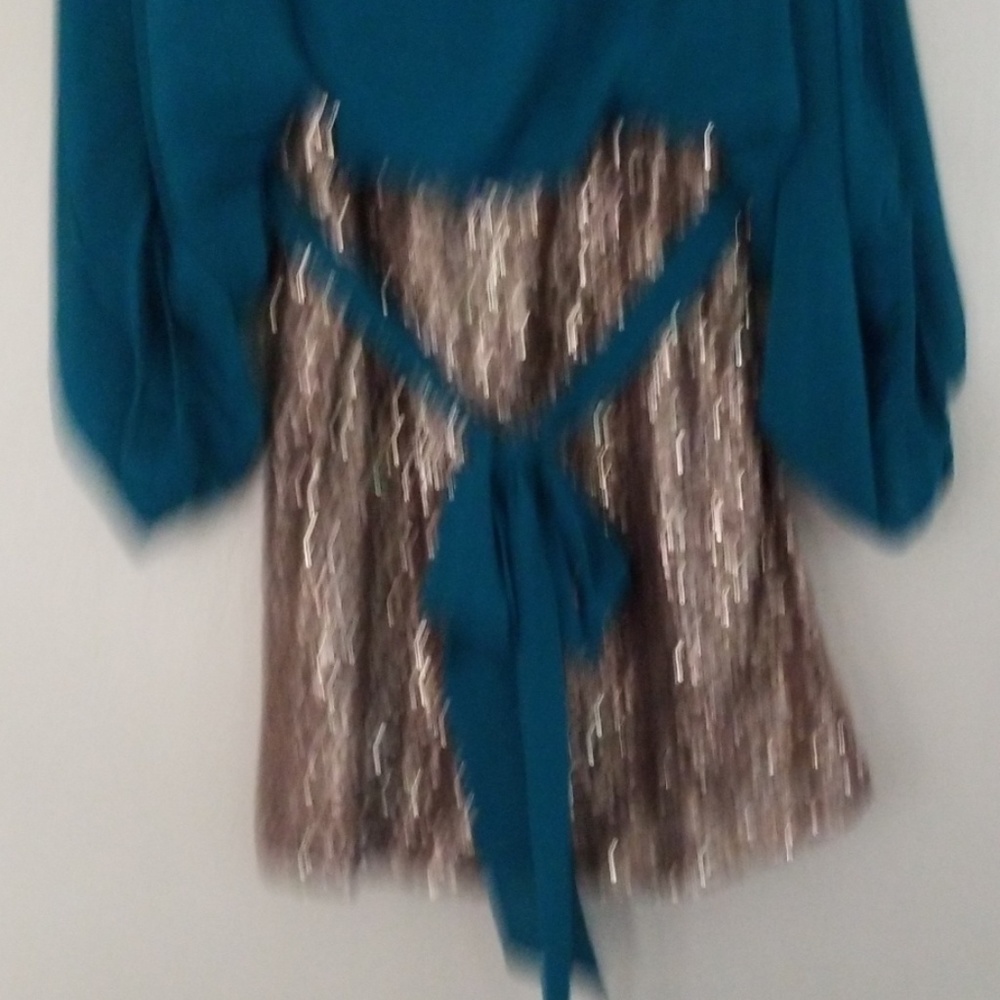 DRESS - Picture 3 of 7